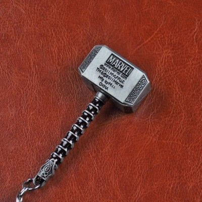 2019 NEW Marvel Avengers Thor's Hammer Mjolnir Keychain Captain America Shield Hulk Batman Mask KeyChain Keyrings Drop Wholesale